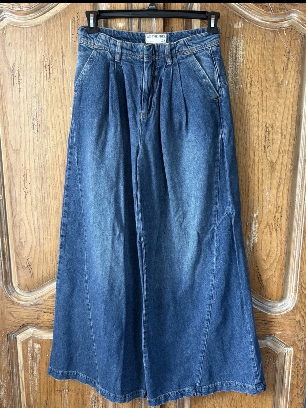 Free People We The Free "Good Luck" Mid-Rise Pleated Wide-Leg Jeans